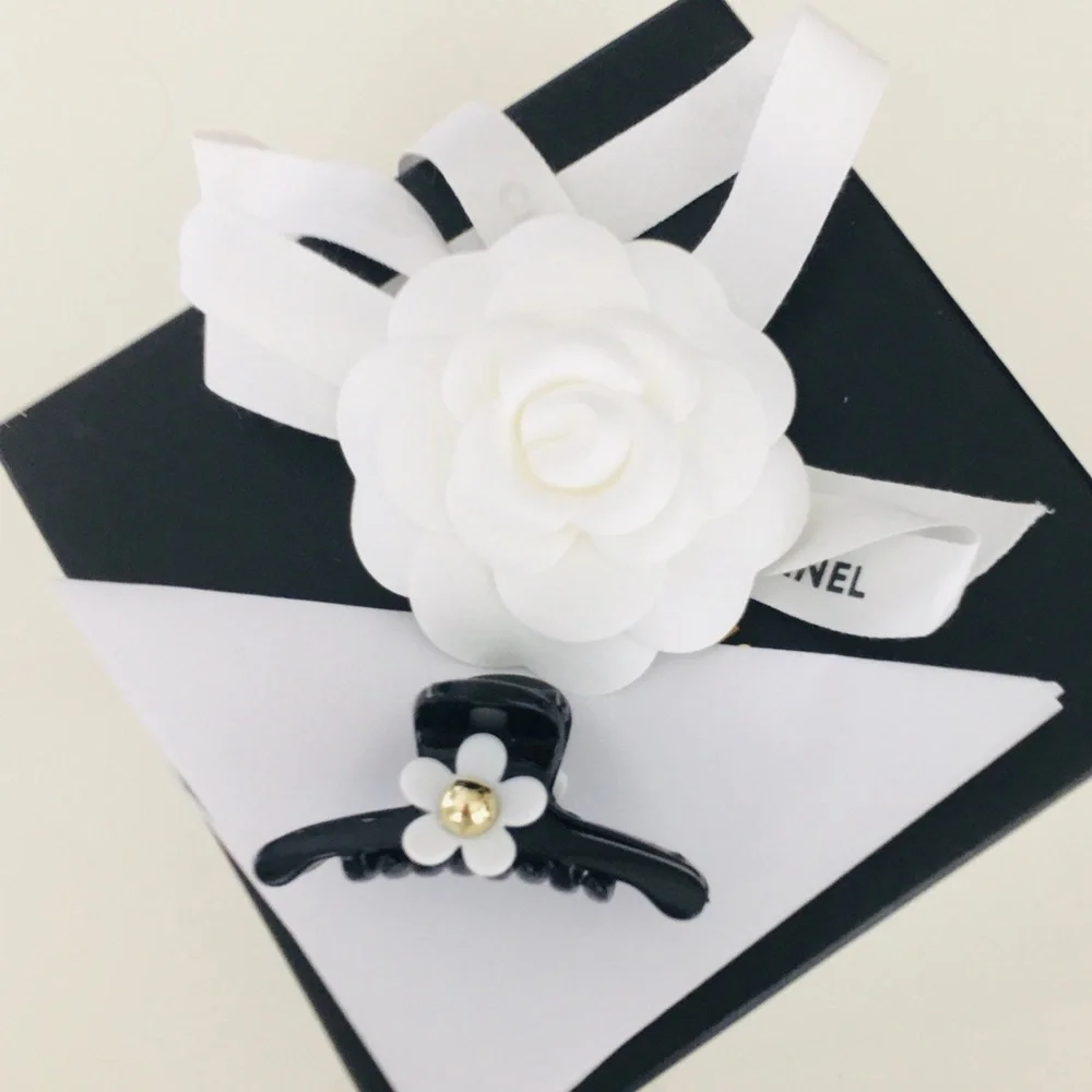 Fashion Luxury Hair crab clip set 6 cm.